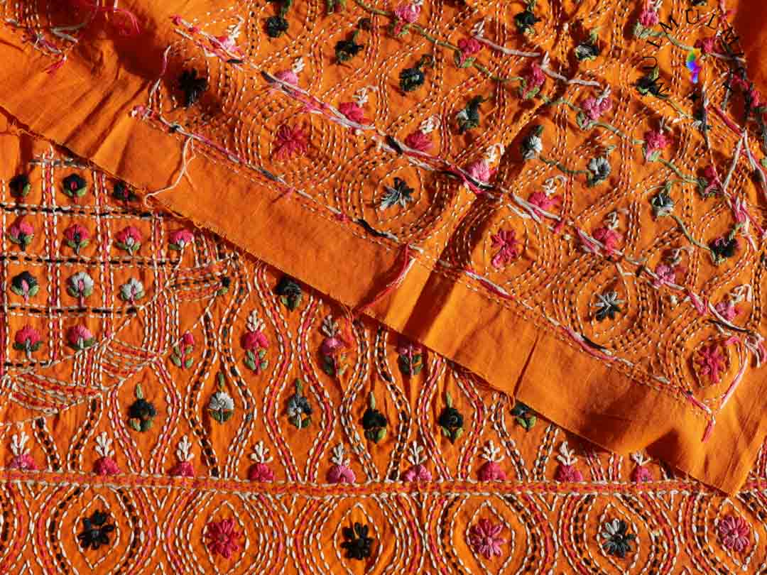 CHARVI (BLOUSE PIECE)
