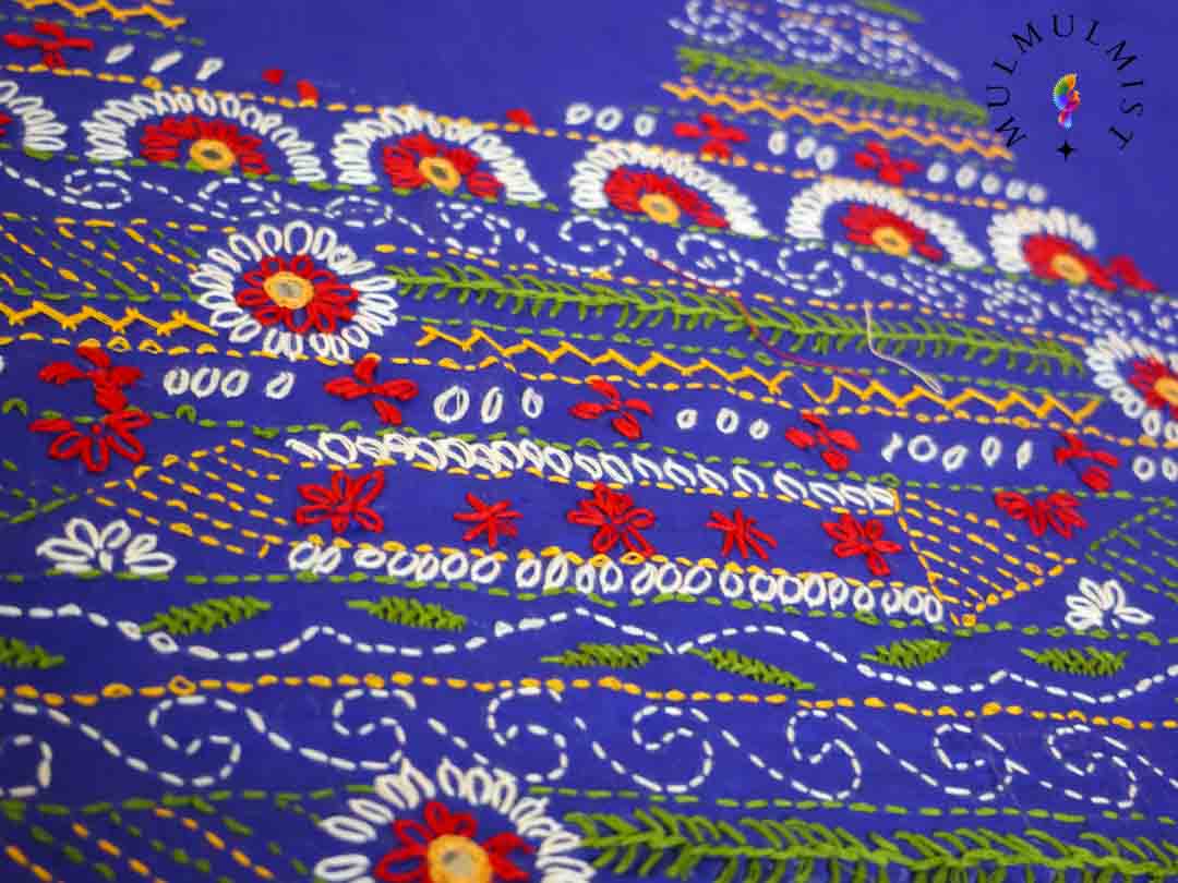 SAVERI (BLOUSE PIECE)