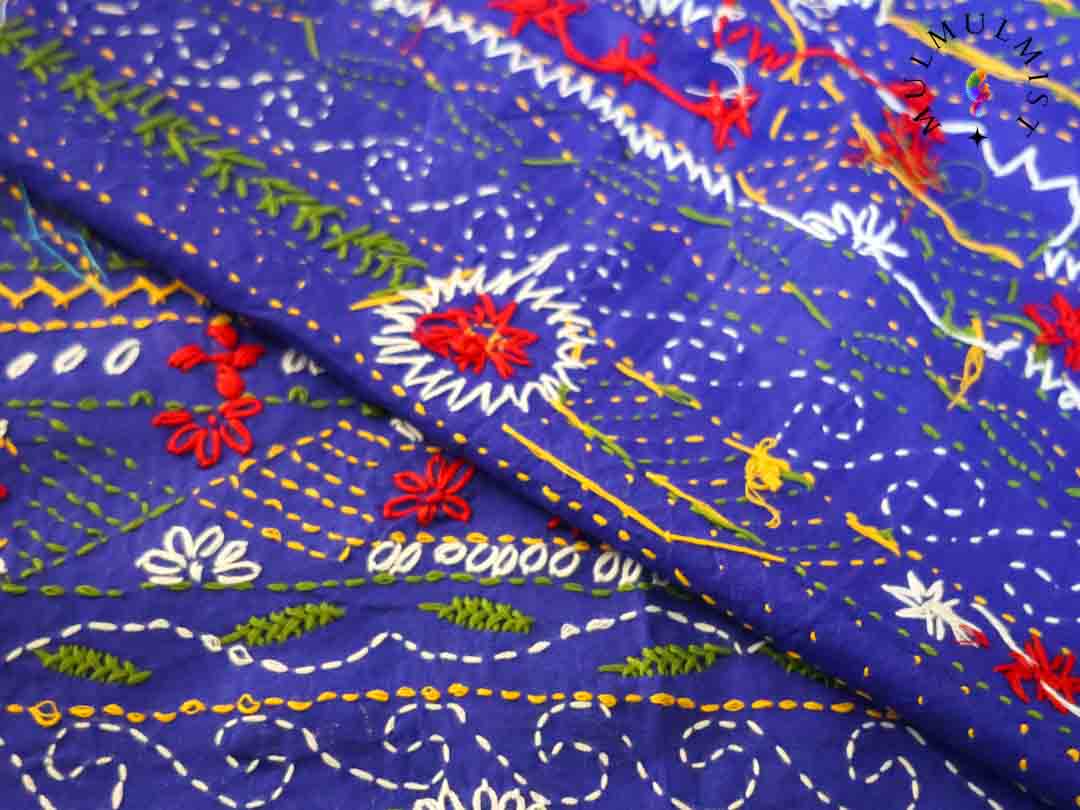 SAVERI (BLOUSE PIECE)